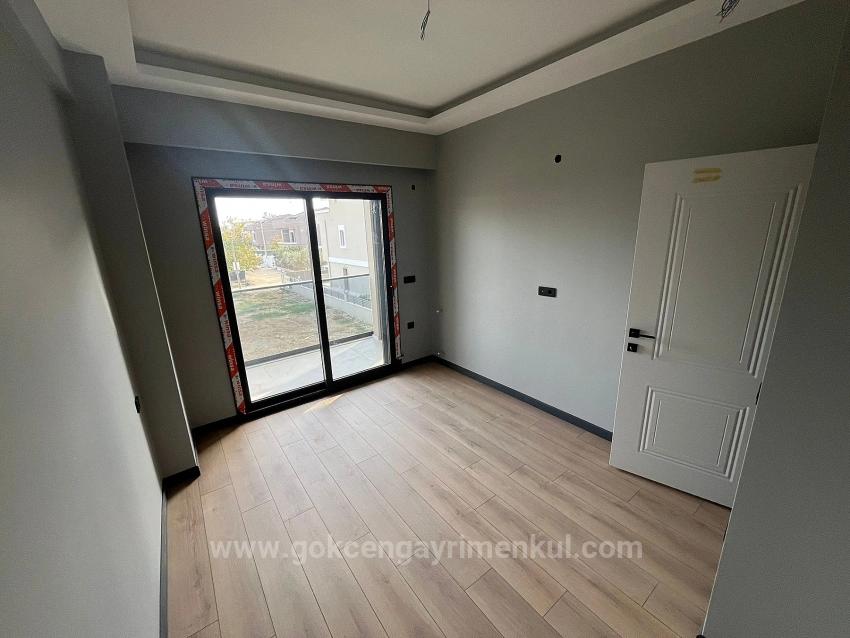 Gümüldür Bölgesin'de Denize 400Mt Mesafe'de Otoparklı Lüx Villa!!!