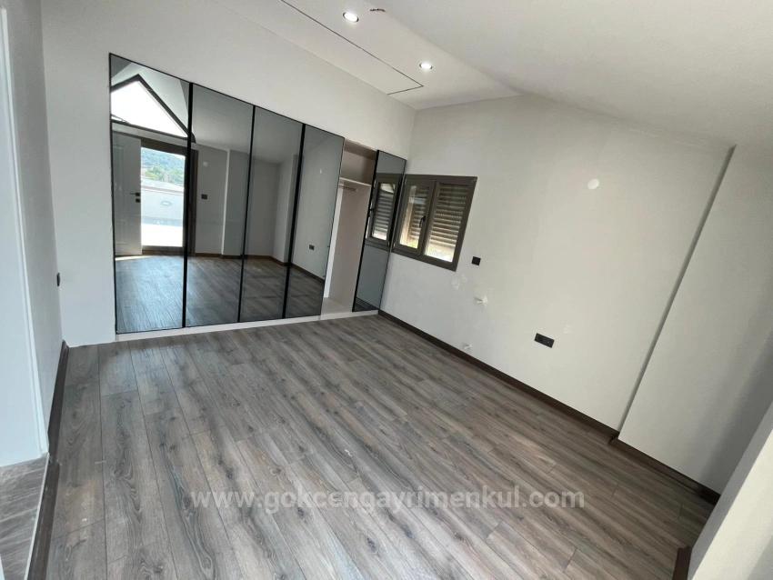 Özdere Çukuraltı Bölgesin'de Denize 200Mt Mesafe'de 3+1 Villa !!!