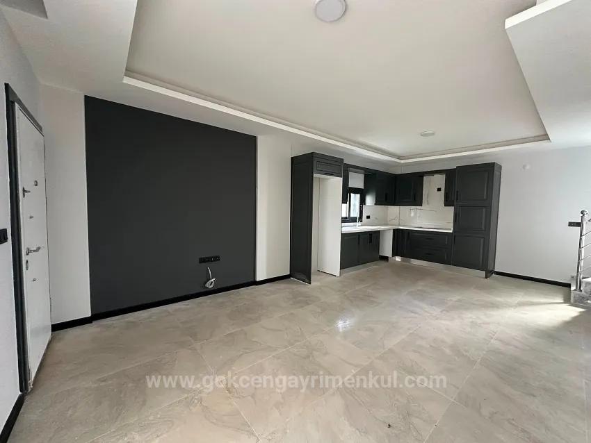 Seferihisar Doğanbey'de Denize 300Mt 3+1 Villa !!!