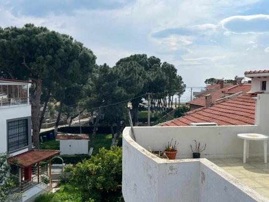 Özdere Ortamahalle Merkez'de Denize 50mt Mesafe'de 4+1 Villa !!!!