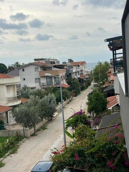 Özdere Ortamahalle'de Denize 80Mt 3+1 Geniş Bahçeli Lüx Villa!!!