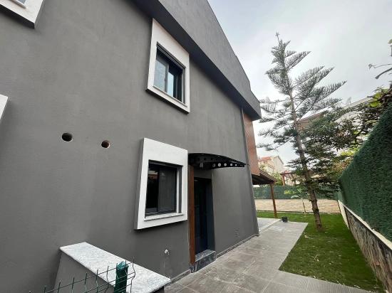 Özdere Ortamahalle'de Denize 80Mt 3+1 Geniş Bahçeli Lüx Villa!!!