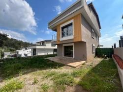 Menderes Özdere Çukuraltı Mah. Satılık 3+1 Villa - 180 m²