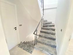Seferihisar Doğanbey Atatürk Mah. Satılık 4+1 Villa - 210 m²
