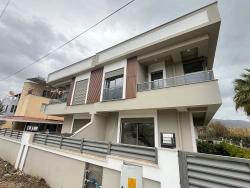 Özdere Ortamahalle Bölgesinde Denize 300Mt Mesafe'de 3+1 Villa!!!