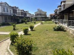 Menderes Gümüldür Gümüldür Fevzi Çakmak Mah. Satılık 3+1 Villa - 200 m²