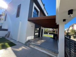 Özdere Ortamahalle Merkez'de Denize 50Mt Mesafe'de 3+1 Köşe Villa!!!